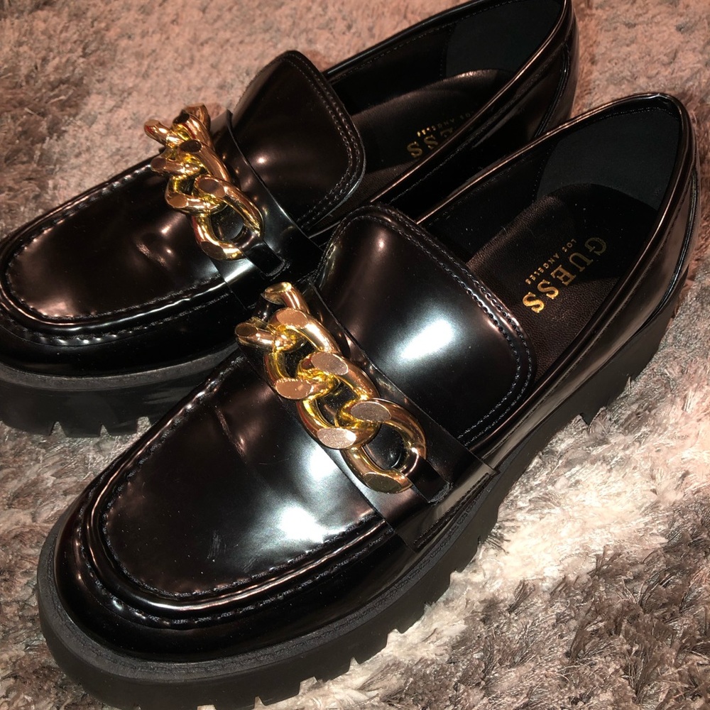*SOLD* Chunky Loafers GUESS